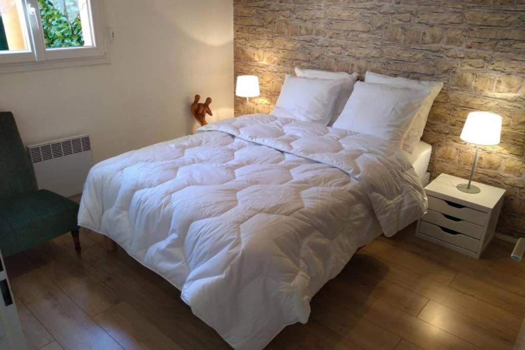 Blagnac : Appartement T2 Avec Jardin, Parking Et Climatisation Exterior photo